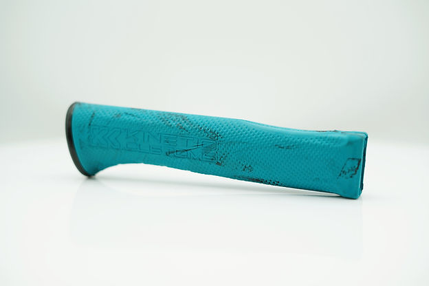 Agarre texturizado Kinetic Customs