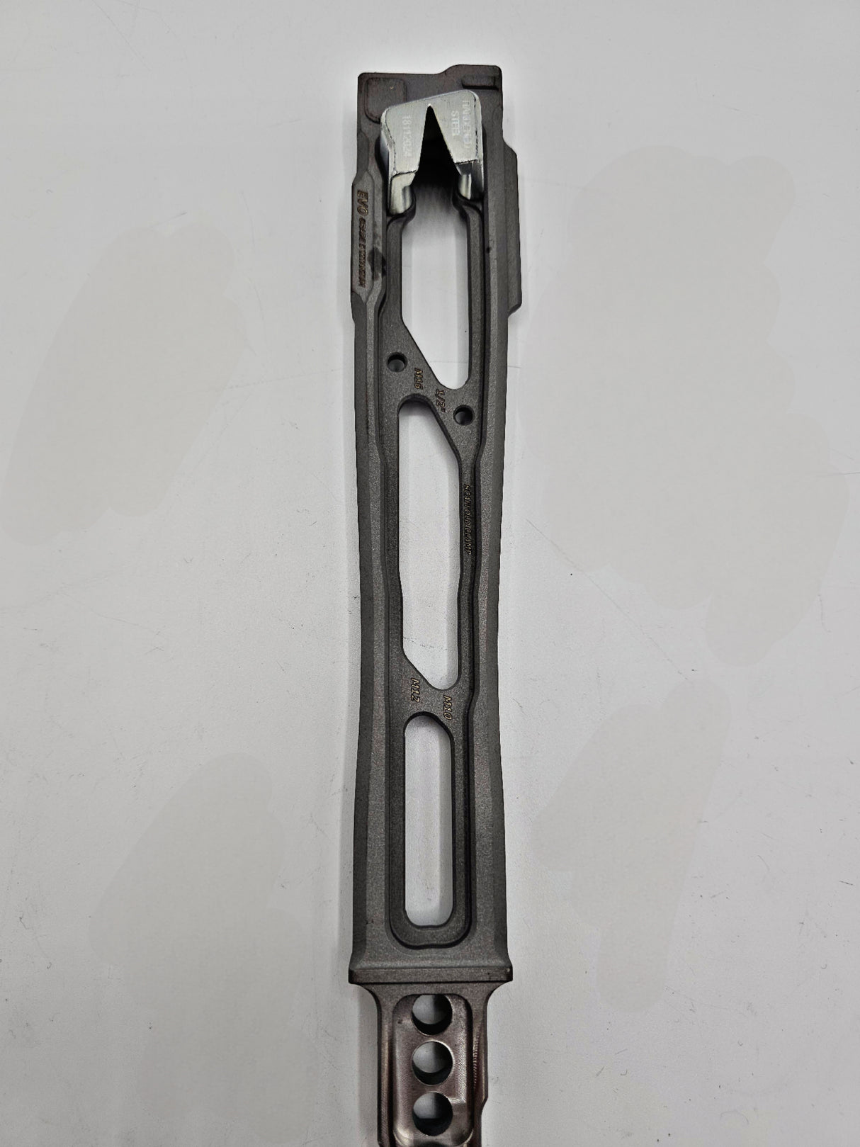 Eje Nighthawk de Kinetic Customs