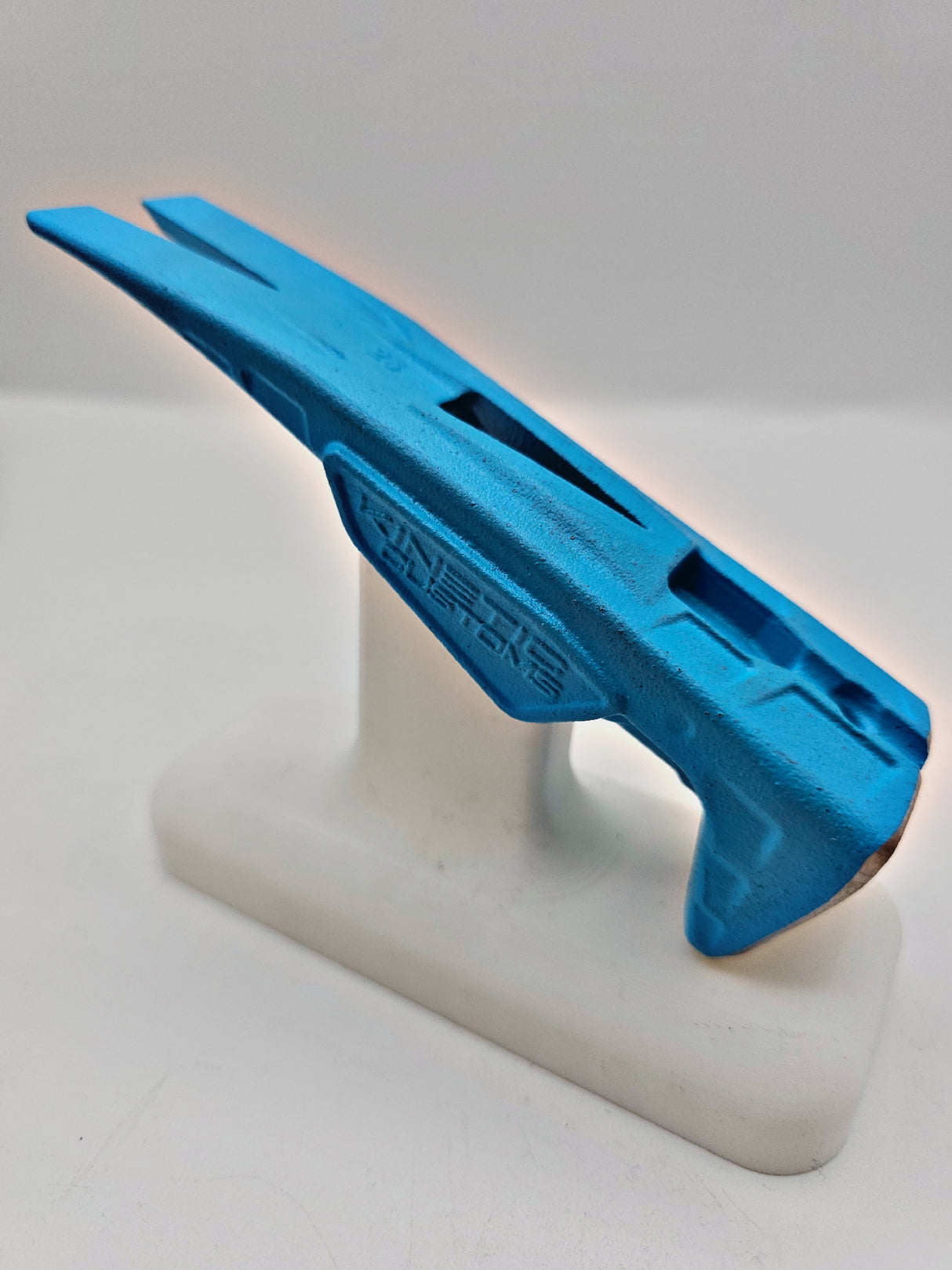 Cabezas Nighthawk de Kinetic Customs