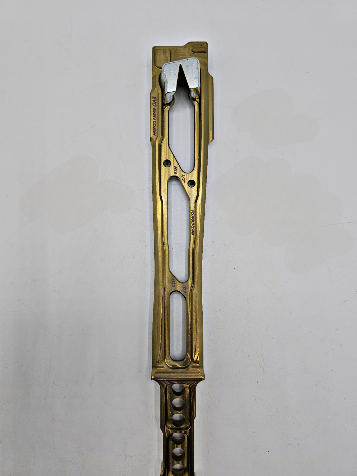 Eje Nighthawk de Kinetic Customs