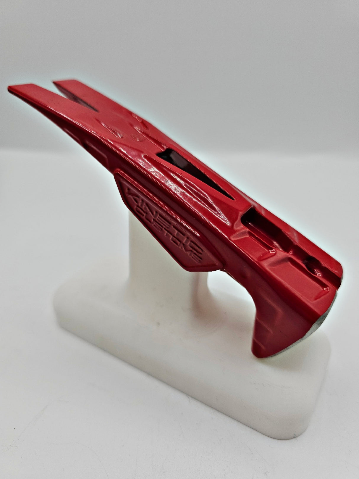 Cabezas Nighthawk de Kinetic Customs