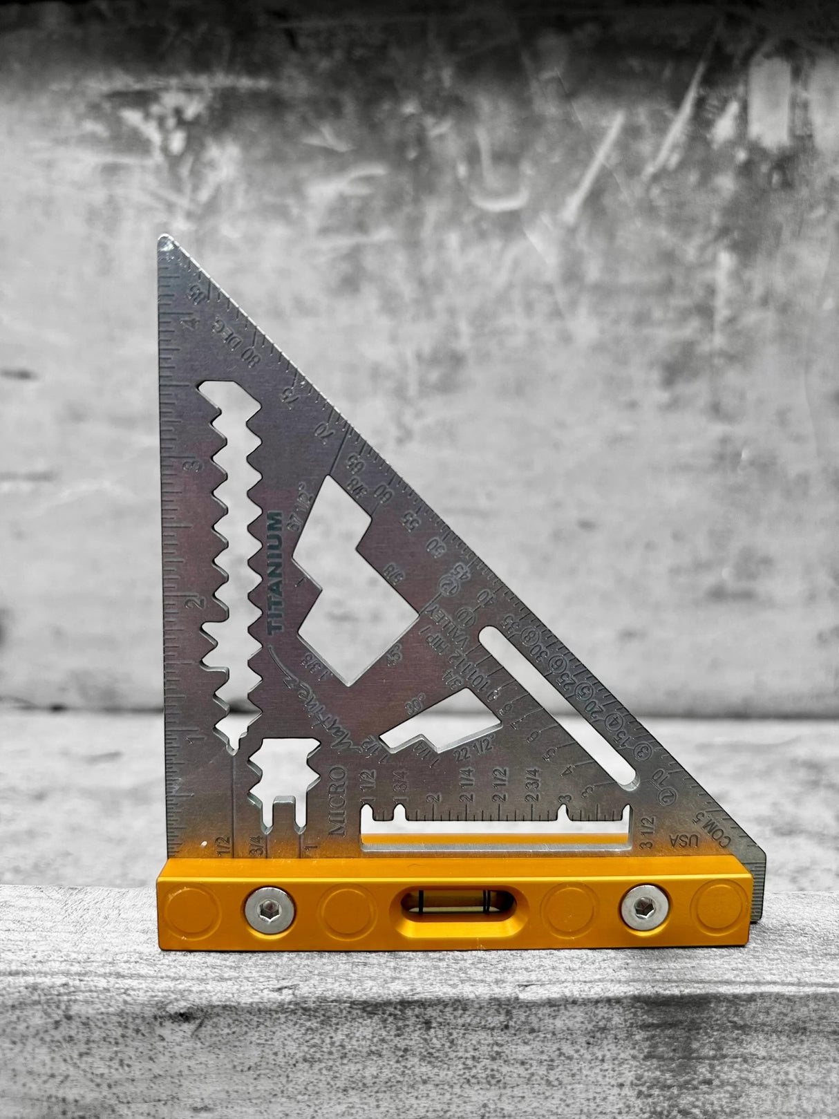 Martinez LevelLine Titanium Micro Square Metric