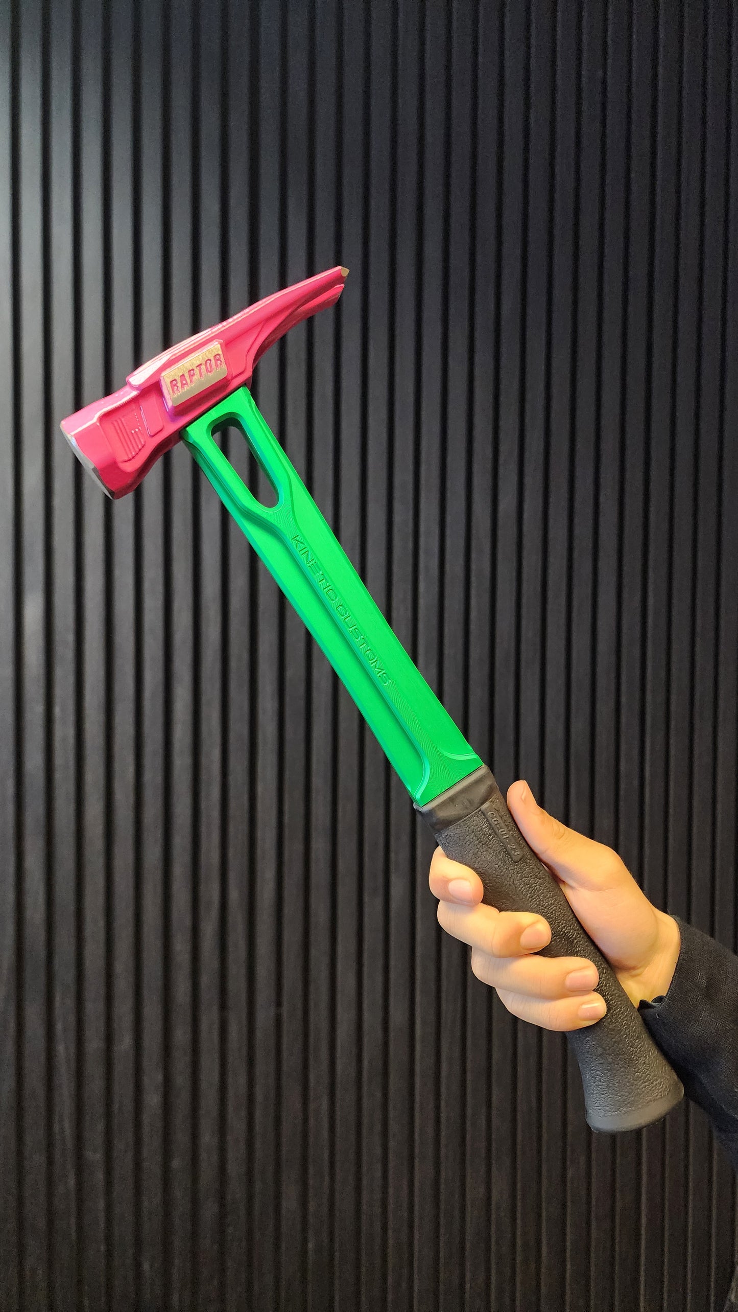 ¡Oferta de Kinetic Customs Raptor! - Selección de color al azar
