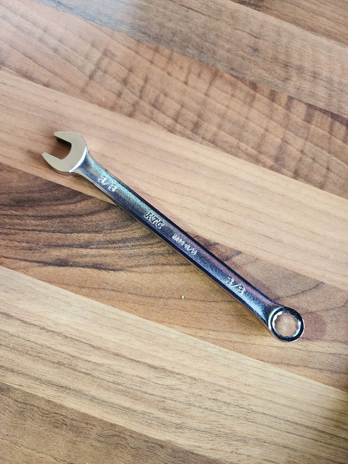 Llave de 3/8" y 12 puntos para martillo Martínez