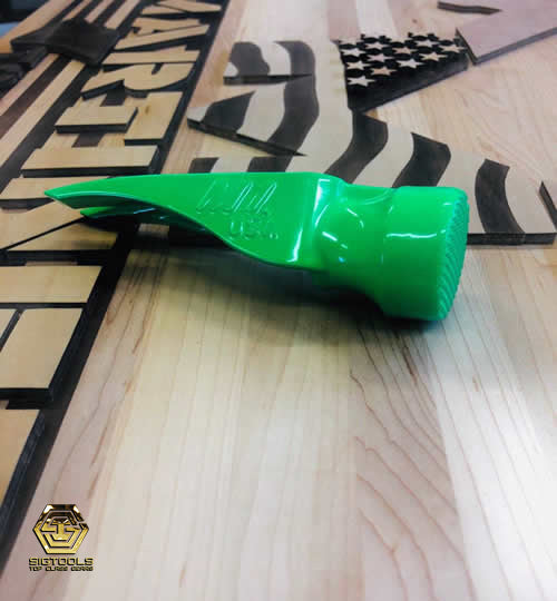 Personalize your Martinez Hammer with the 15oz Smooth Face Green Head, designed for use with the M1 or M4 handle. Customize your hammer's color to your preference.