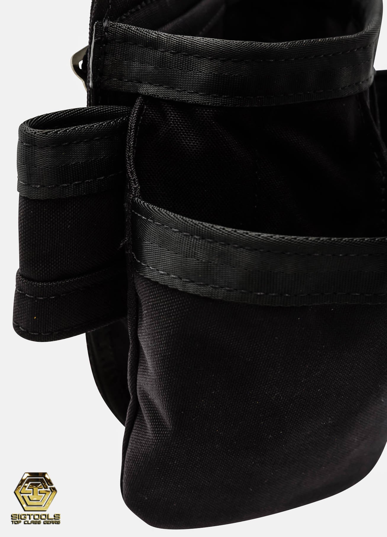 "Diamondback Axe Tool Pouch in Black - Right Side Detail View - Empty"