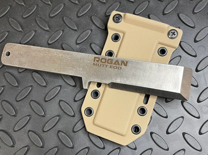 Rogan MUTT EOD con funda de Kydex