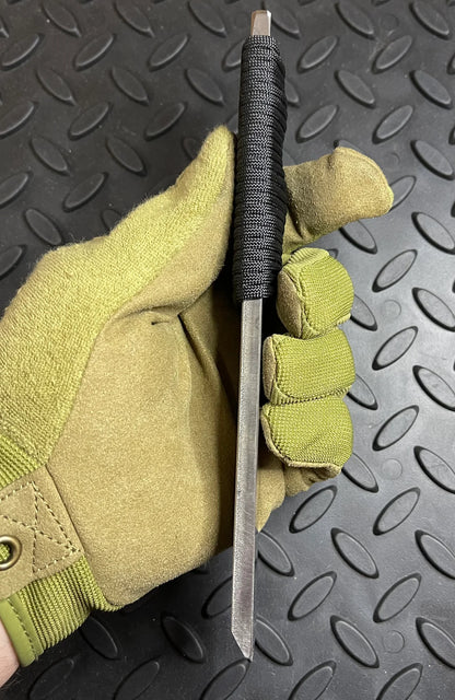 Rogan MUTT EOD con funda de Kydex