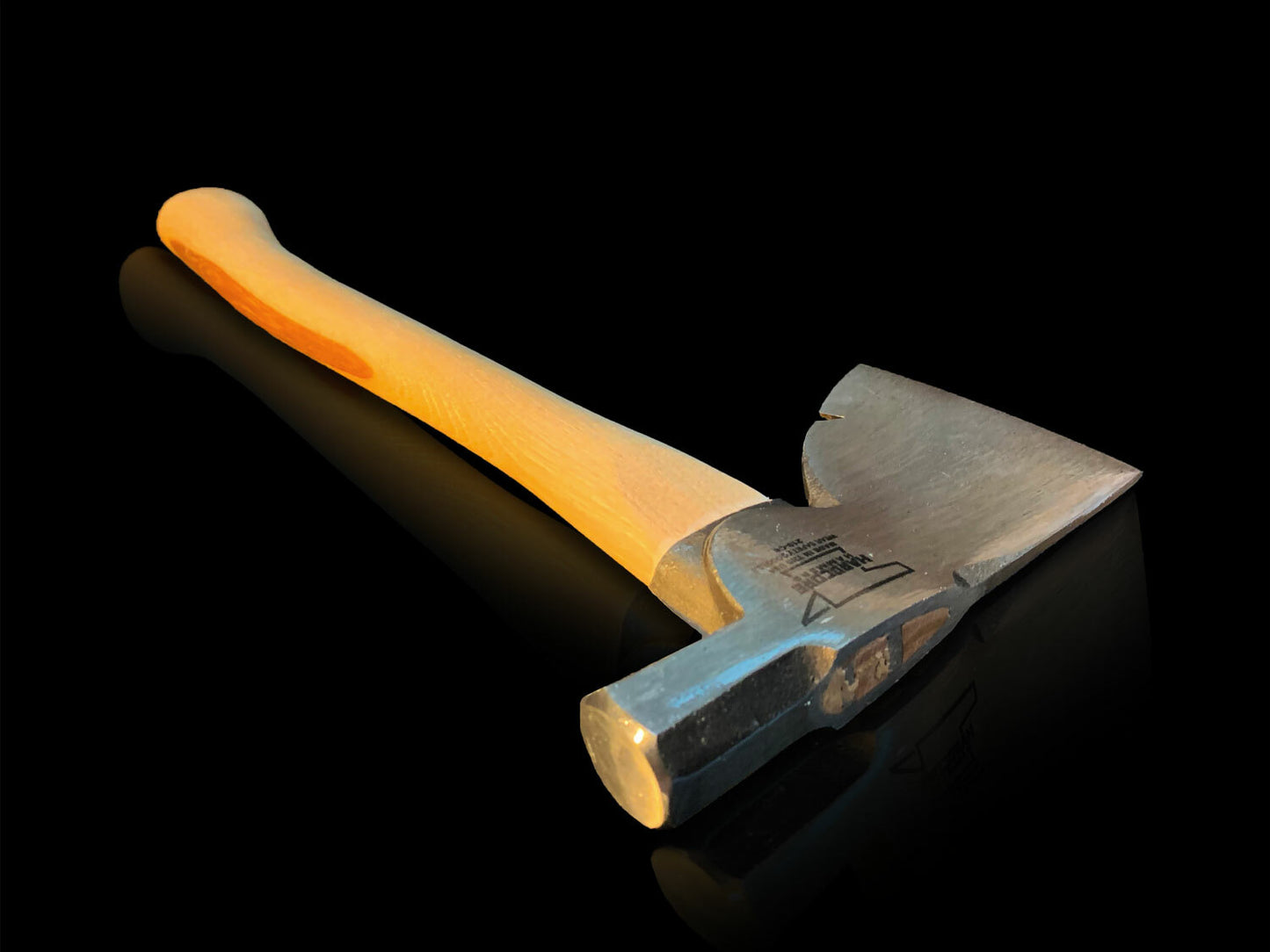 HARDCORE Carpenter’s Hatchet