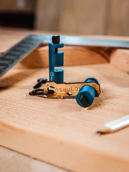 Soporte para plantilla de enmarcado Squi.Jig con mosquetón